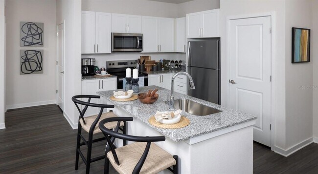 Building Photo - 1320 Caprice Dr