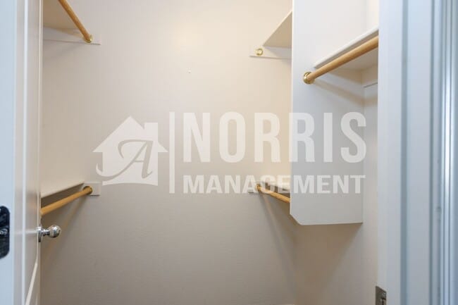 Building Photo - Beautiful Home for Rent NOW