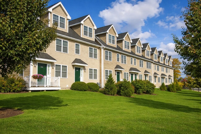 Welcome to Legacy Park - Elora Flats & Townhomes