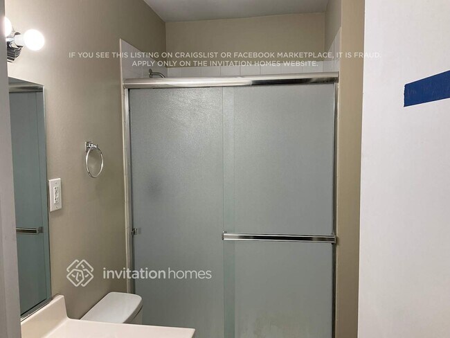 Building Photo - 16405 George Dr