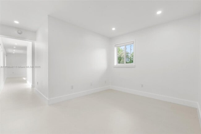 Building Photo - 8860 SW 160th St