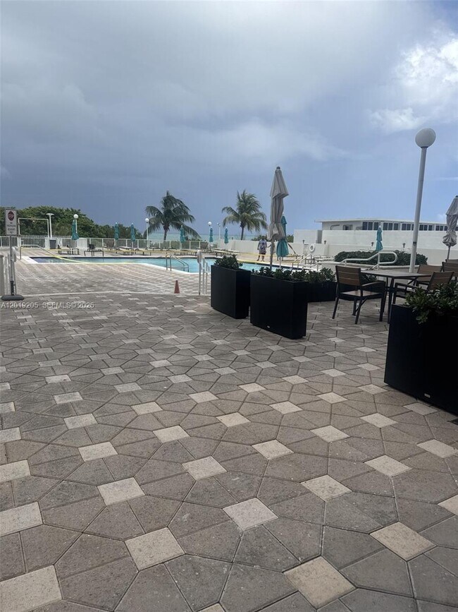 Building Photo - 5701 Collins Ave