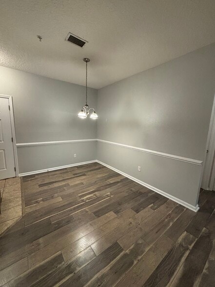 Building Photo - 2671 Golden Lake Loop