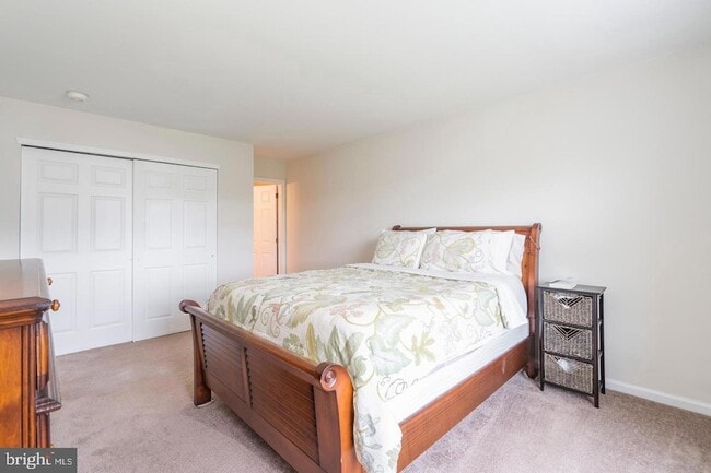 Building Photo - 5404 Drawbridge Ct