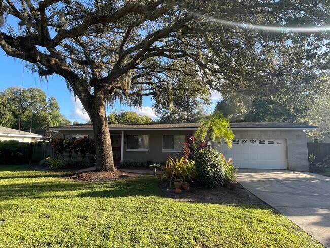 Primary Photo - 386 Croton Dr