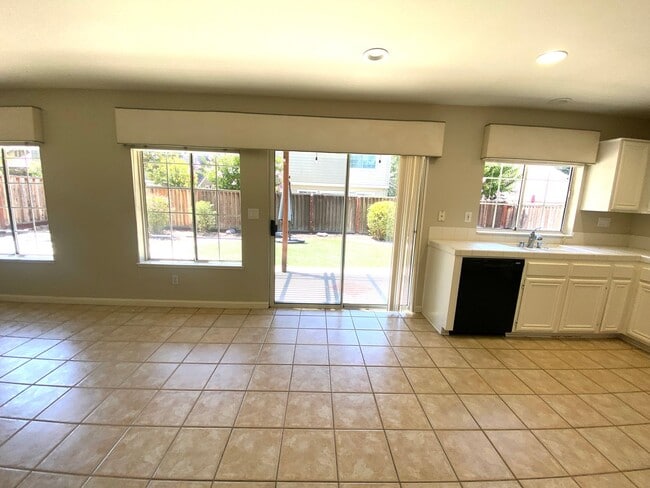 Building Photo - Reflections Home in Pleasanton – 3BR + Lof...