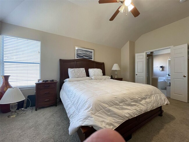 Building Photo - 3418 Shadowfern Dr