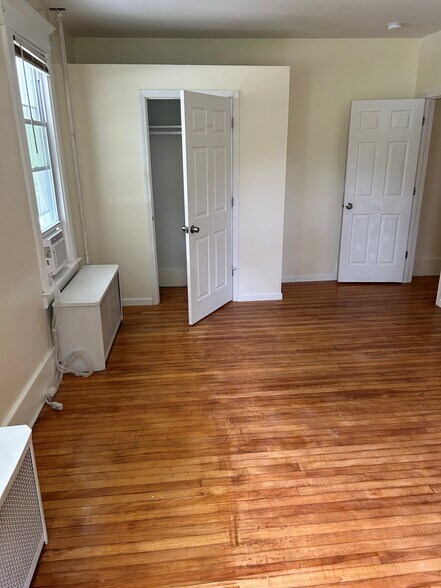 2nd Bedroom Pic 4 - 415 NY-146