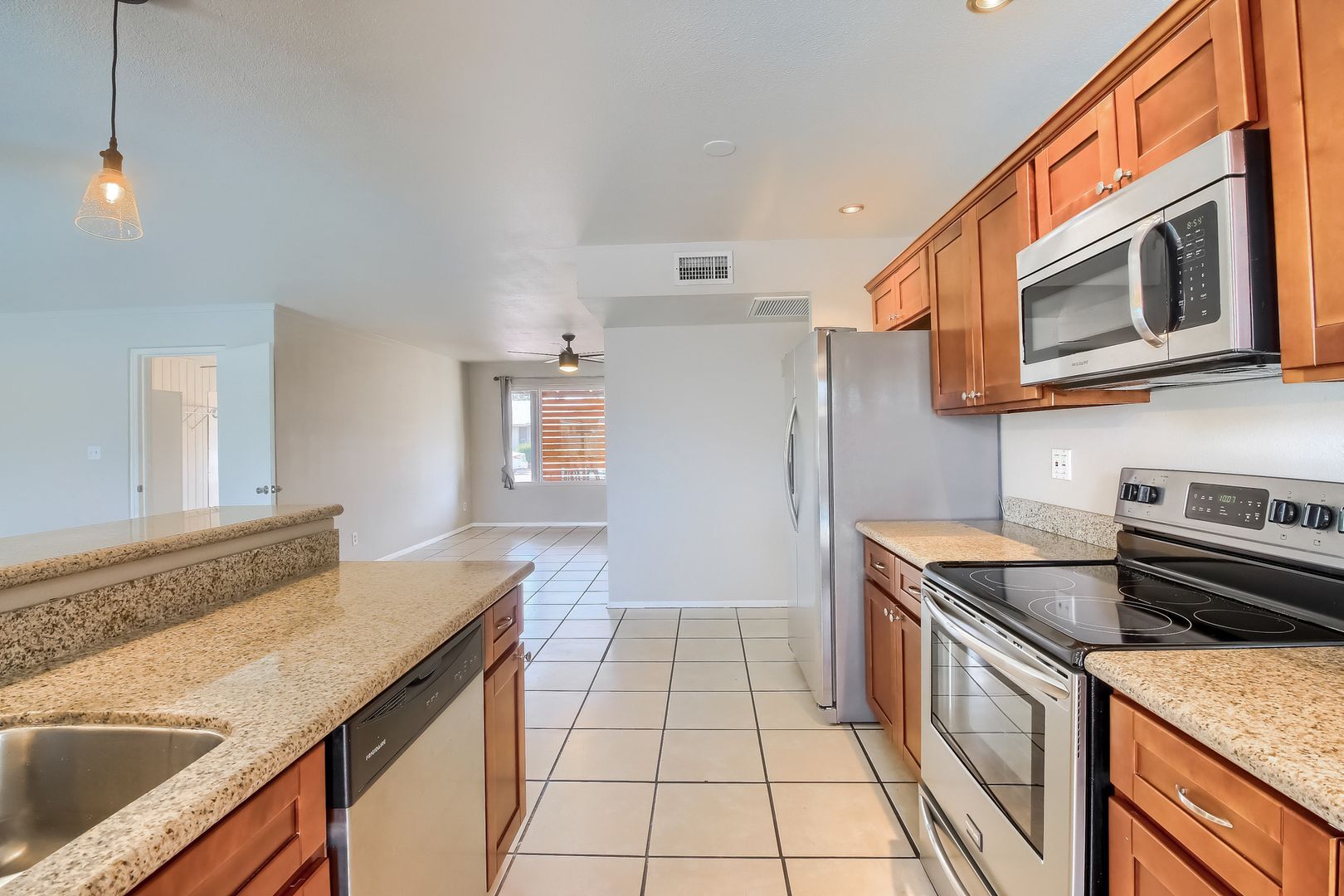 Building Photo - 1516 E Palmcroft Dr