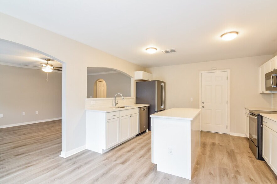 Building Photo - 11162 Summer Star Dr