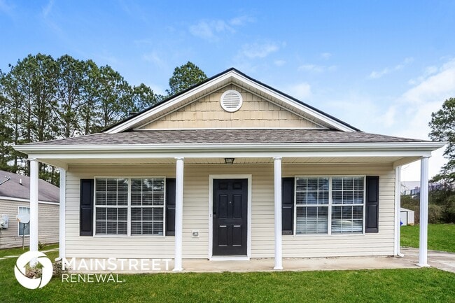 Building Photo - 5222 Alexander St