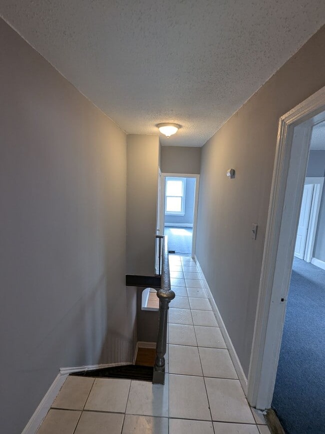 Building Photo - 1629 W Juniata St