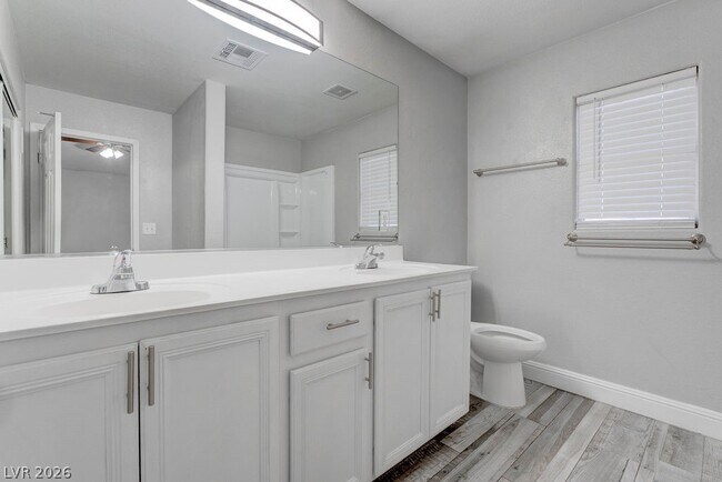 Building Photo - 6469 Abbey Door Ct