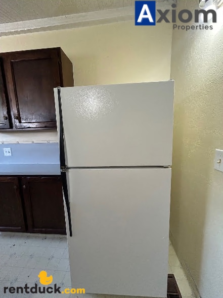 Building Photo - 1248 E Lewis-