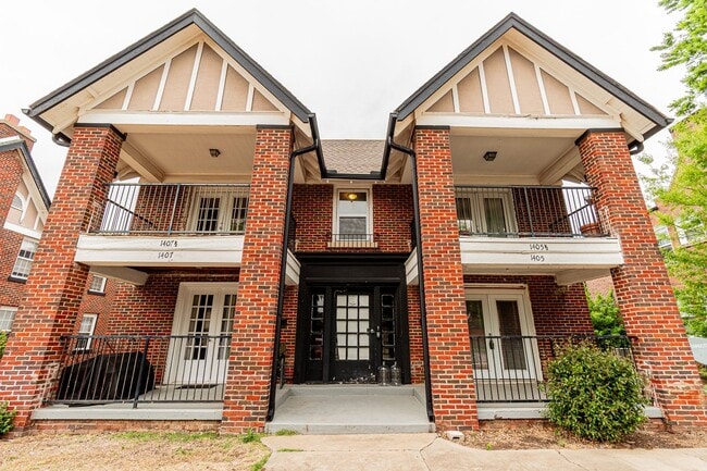 Building Photo - 1 Bed 1 Bath apartment in Okc close to Plaza District!