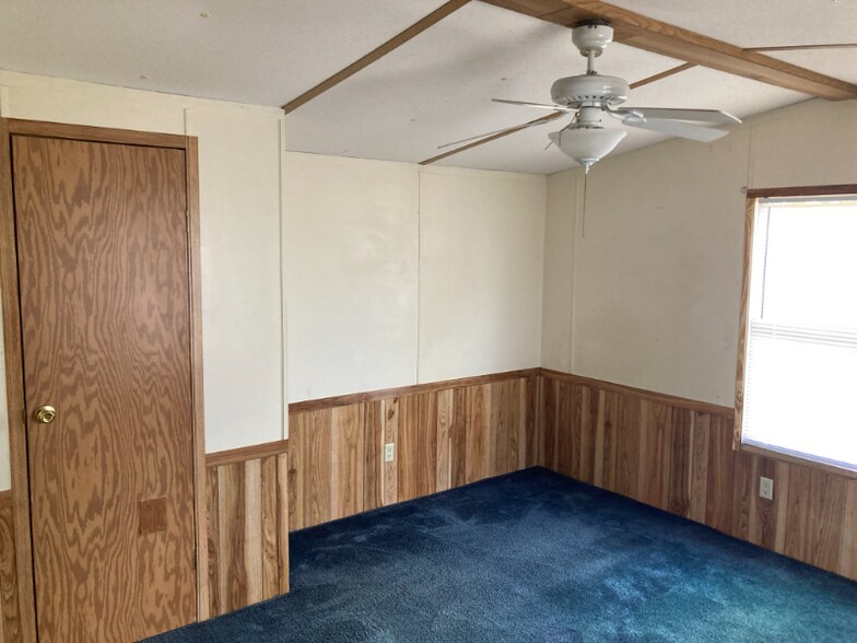 Building Photo - 2800 Kynesville Rd