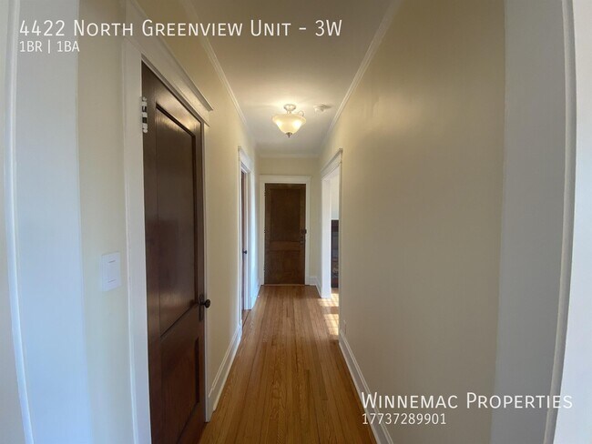 Building Photo - 4422 N Greenview Ave