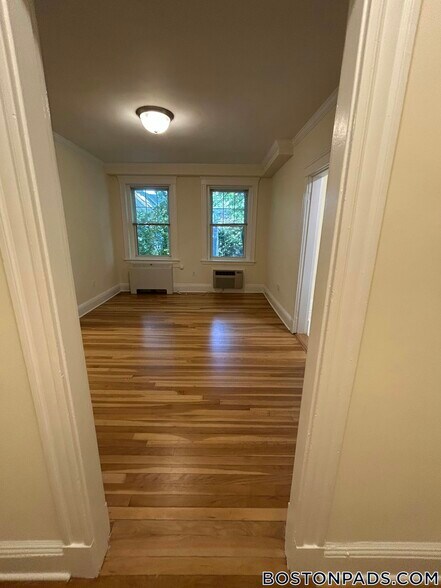 Building Photo - 22 Chauncy St