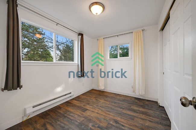 Building Photo - Charming 3-Bedroom Home in Auburn Near Green River College with Fenced Yard & Prime Location!