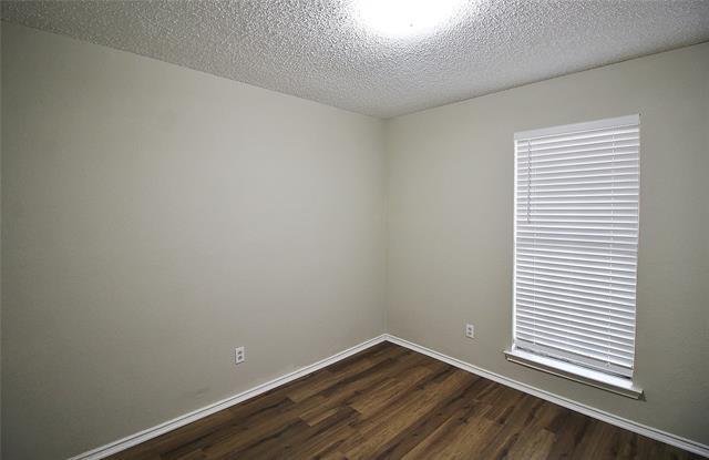 Building Photo - 2018 Garden Crest Ln