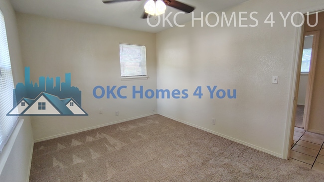 Building Photo - Remodeled 3 Bed in Mustang