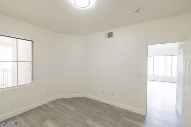 Building Photo - 7151 S Durango Dr