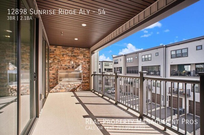 Building Photo - 12898 Sunrise Ridge Aly