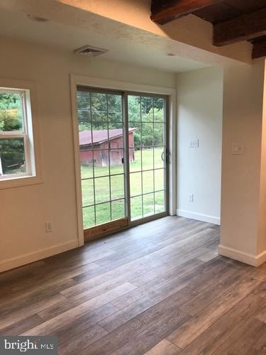 Building Photo - 15003 Country Club Rd