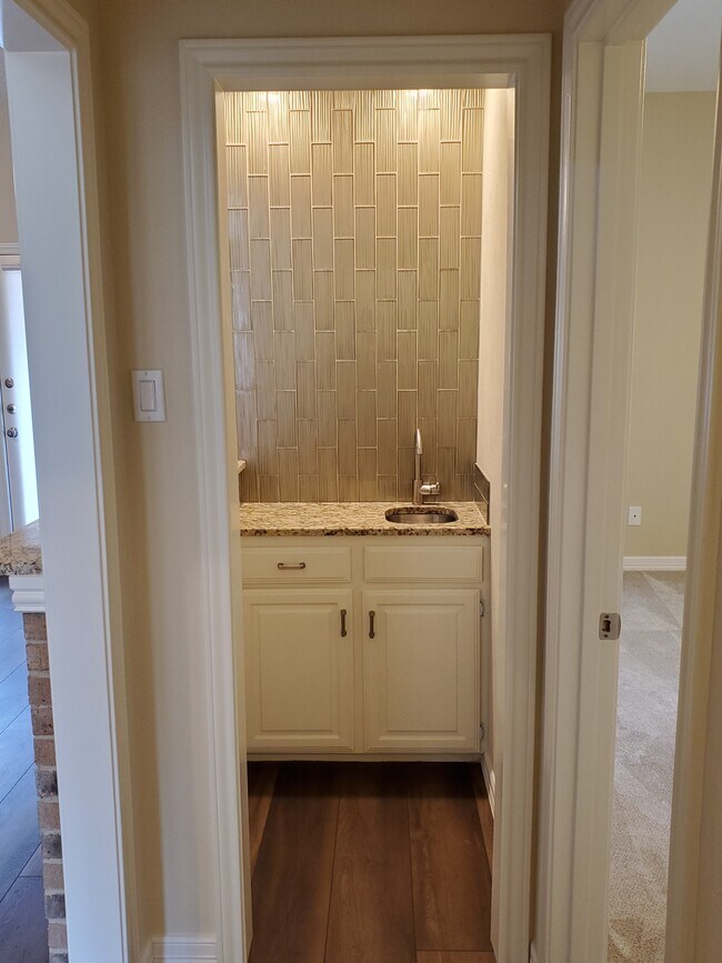 Building Photo - 4424 Windhaven Ln