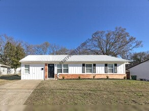 Building Photo - 9020 Barber St