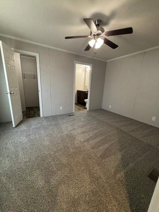 Building Photo - 8945 Beechwood Dr