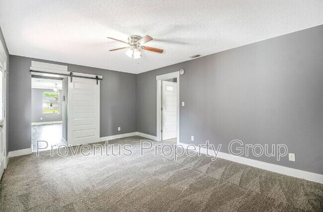 Building Photo - 3214 Palmdale Ave