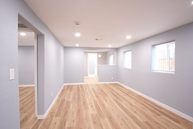 Building Photo - Perfect multi-family property! A 3-bed, 2-bath home for $2,300, plus a separate NEVER LIVED IN in...