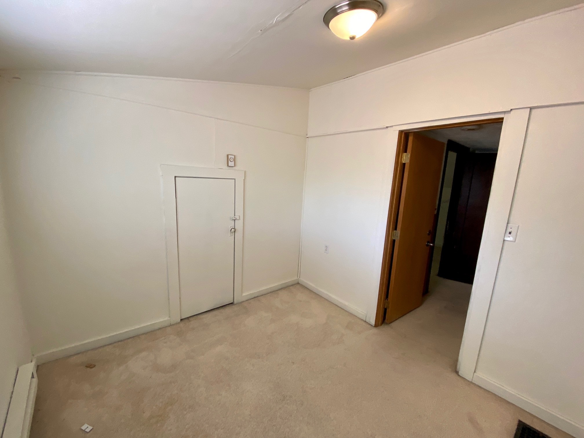 Building Photo - 780 Hillview Ave