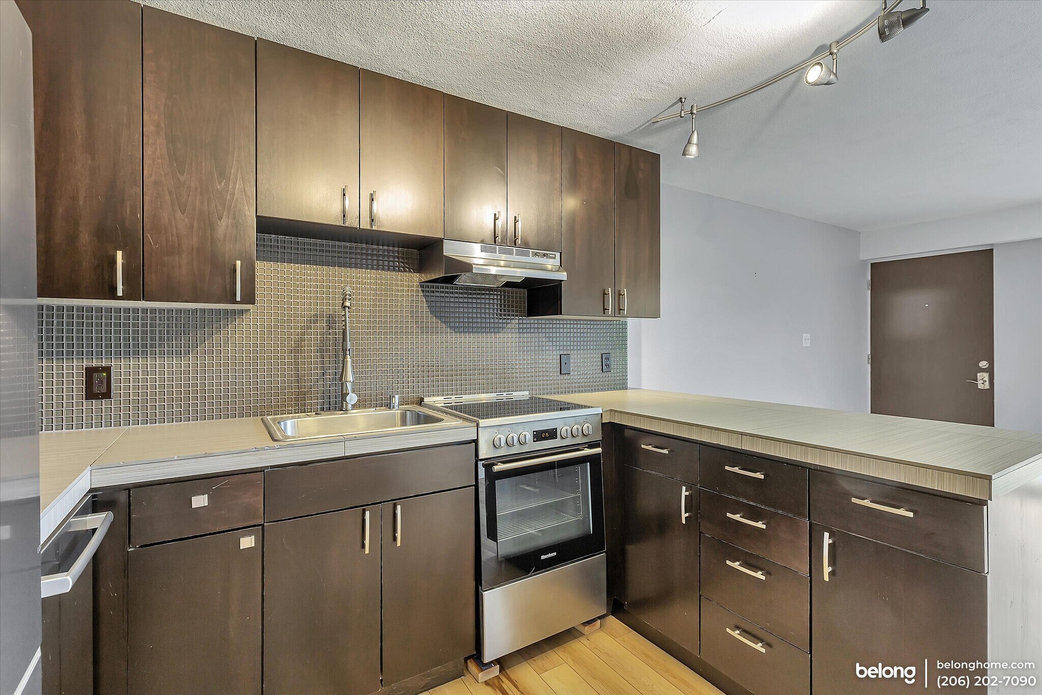 Building Photo - 752 Bellevue Ave E