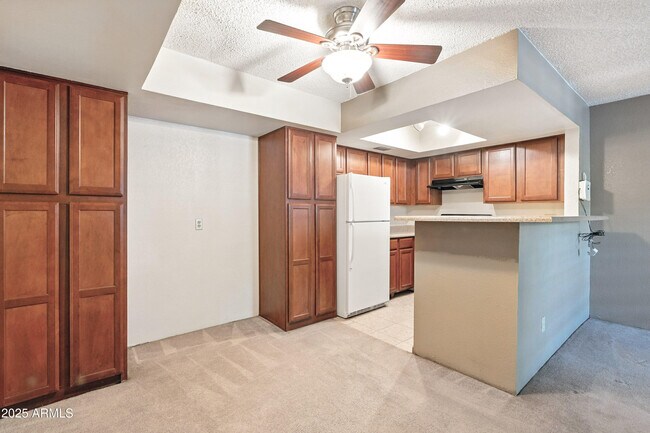 Building Photo - 3601 W Tierra Buena Ln