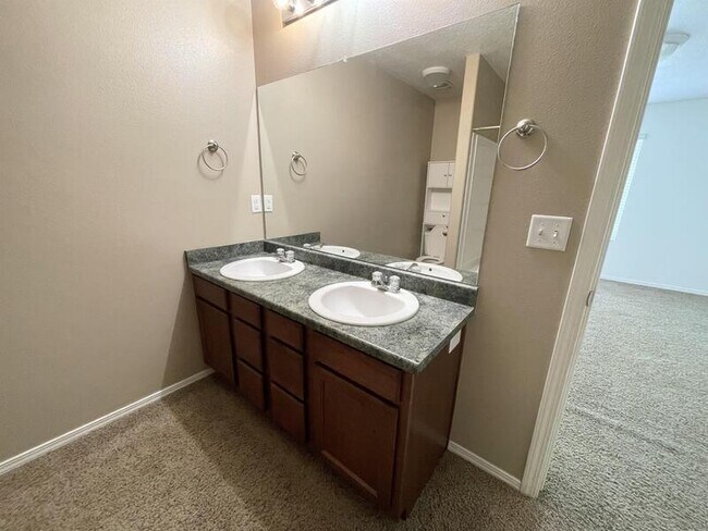 Building Photo - 432 S 1230 W