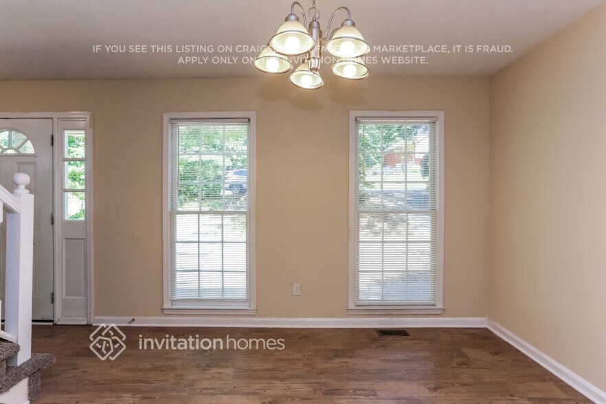 Building Photo - 396 Shamrock Ct