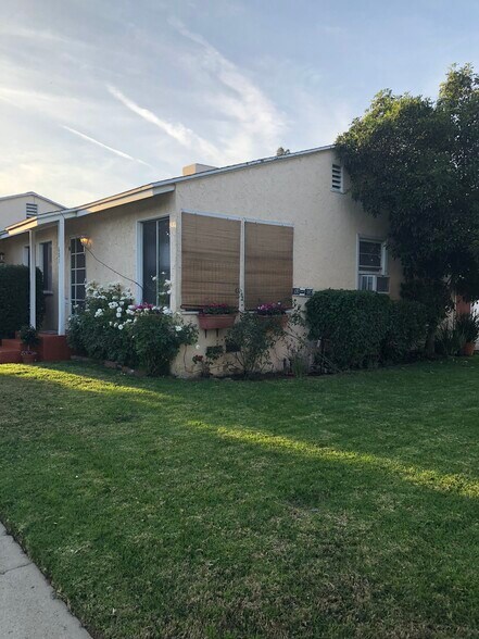 Building Photo - 607 N Rosemary Ln