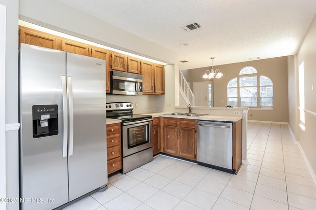 Building Photo - 9539 Glenn Abbey Way