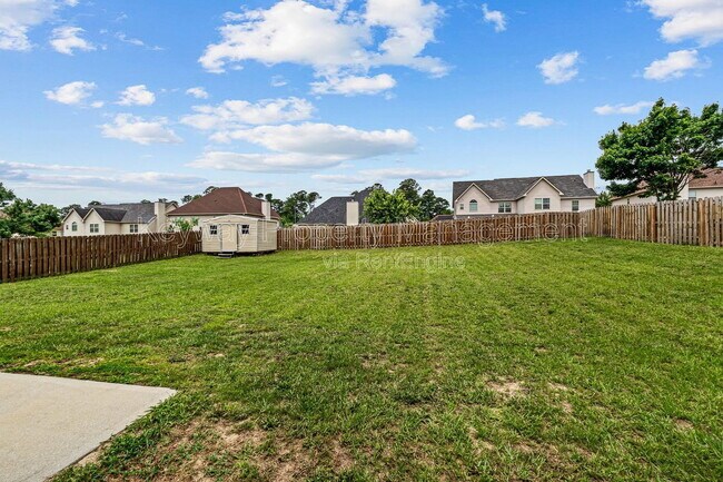 Building Photo - 6017 Reynolds Cir