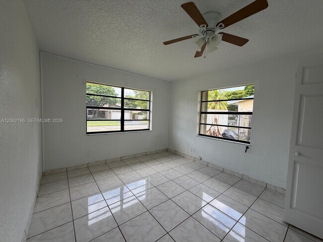 Building Photo - 11405 SW 112th Terrace