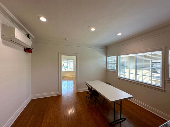 Building Photo - 1536 4th Ave