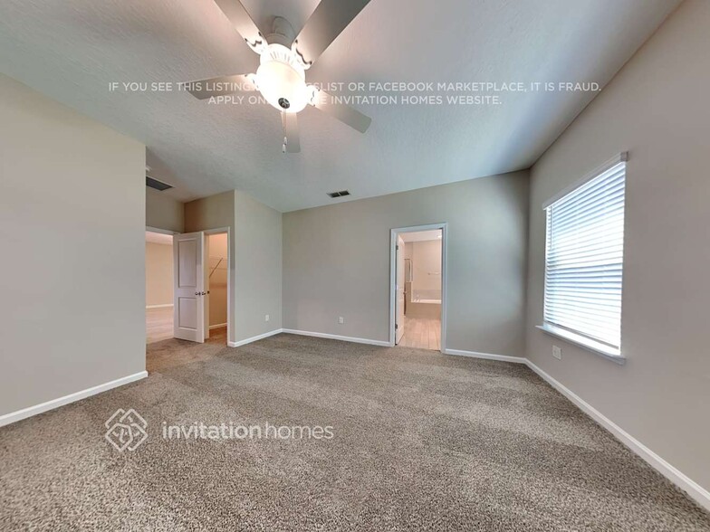 Building Photo - 11375 Oyster Creek Rd