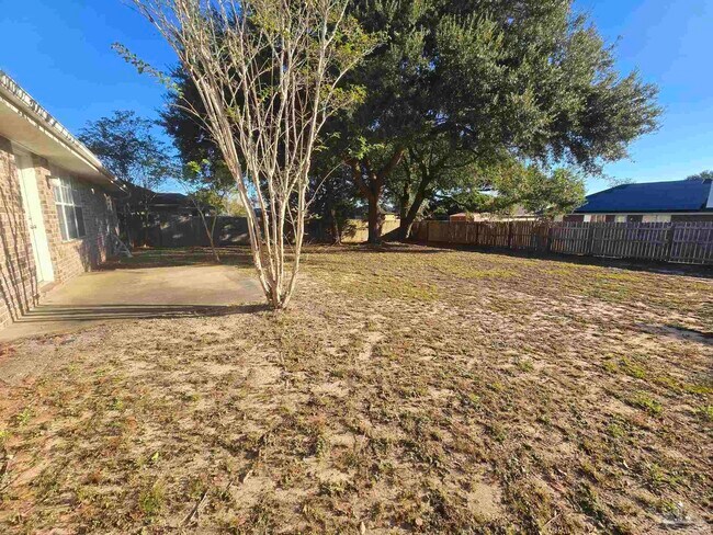 Building Photo - 4873 La Casa Cir