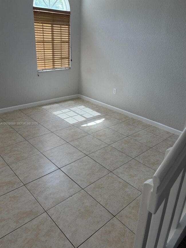 Building Photo - 27918 SW 140th Ave