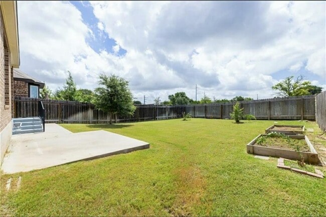 Building Photo - 3451 Mayfield Ranch Blvd