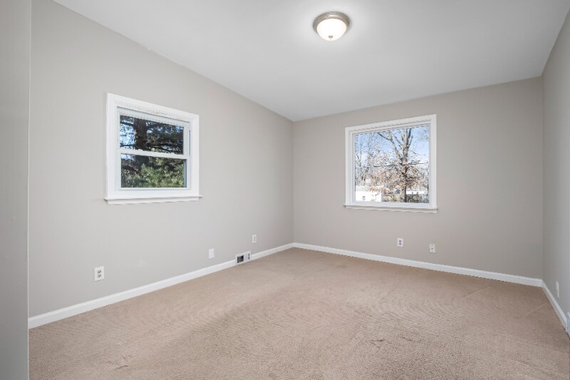 Building Photo - 2329 Brown Rd