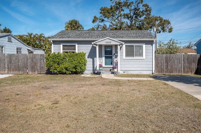 Building Photo - 4929 36th Ave N