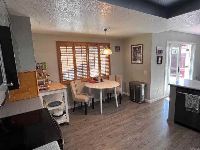 Building Photo - 1760 Hampton Ct